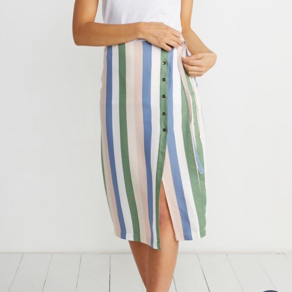 LIKE NEW: Marine Layer “Layla” Wrap Skirt XS